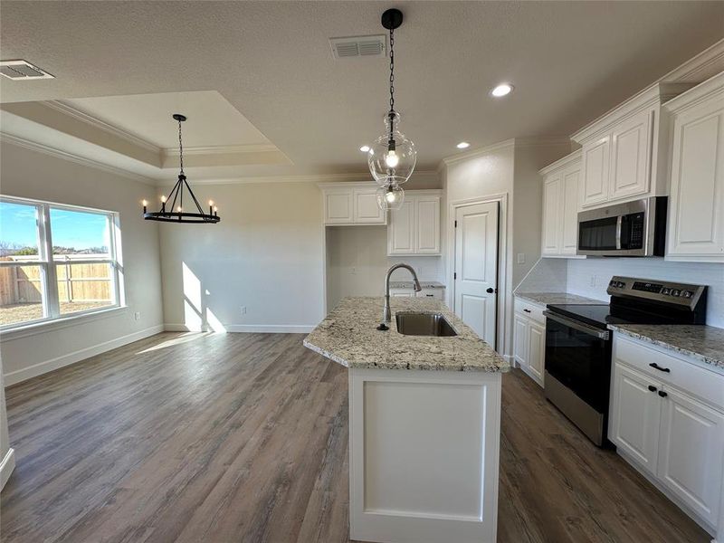 Furnished interior view inside a new home in , Abilene (Image 7).