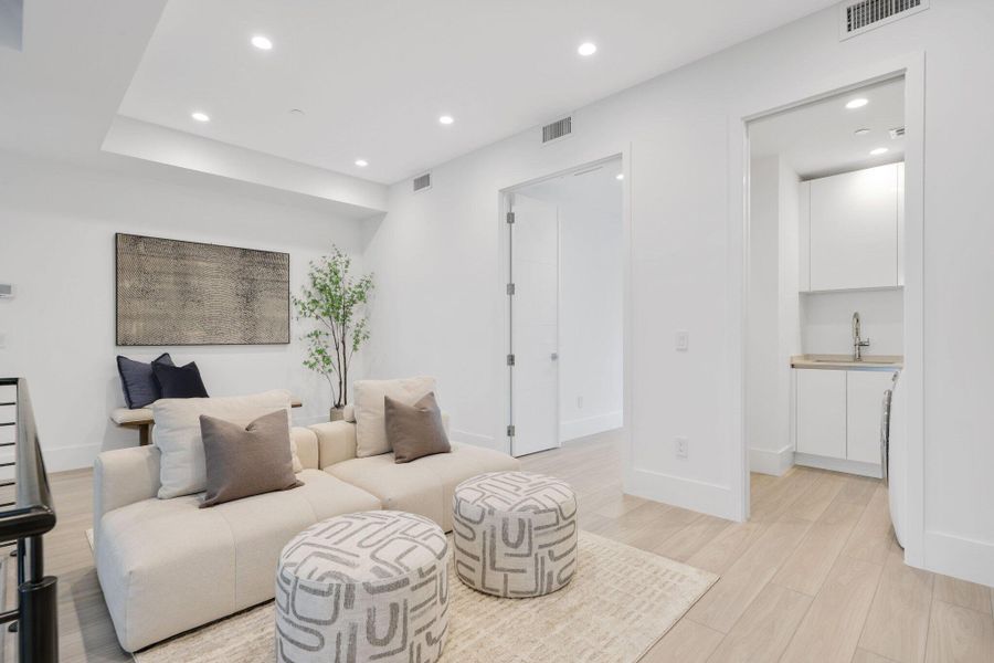 408 Southeast 2nd St - 43.jpg-SMALL