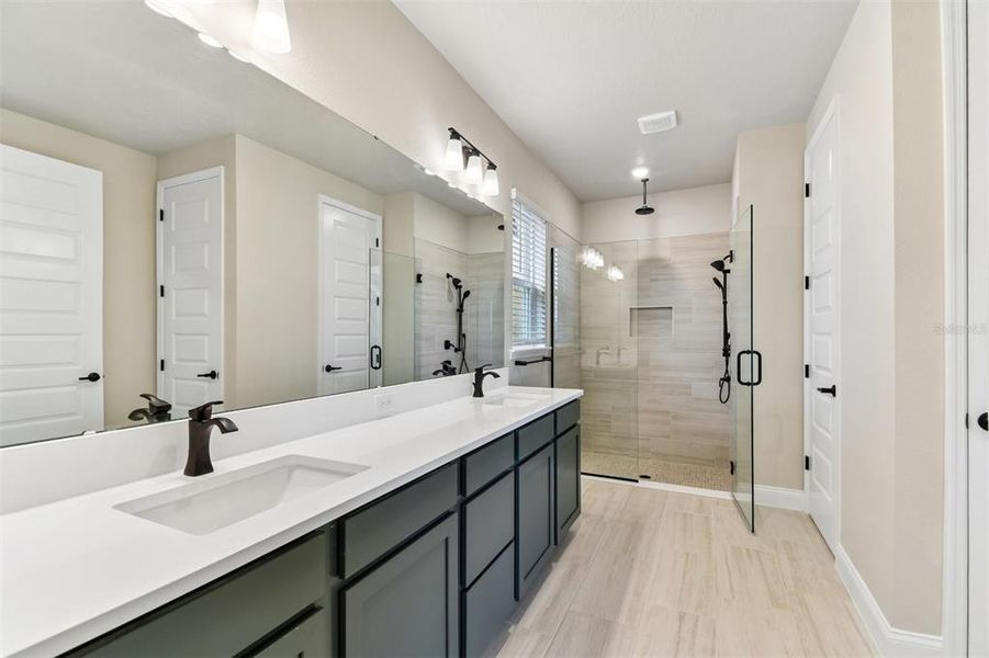 Furnished interior view inside a new home in Weslyn Park in Sunbridge 34', St. Cloud (Image 9).