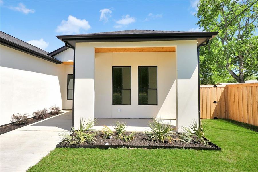 Exterior details and patio area of a home in , Fort Worth (Image 21).