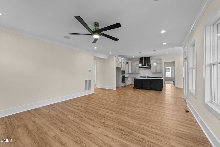 33-web-or-mls-VB4A8076