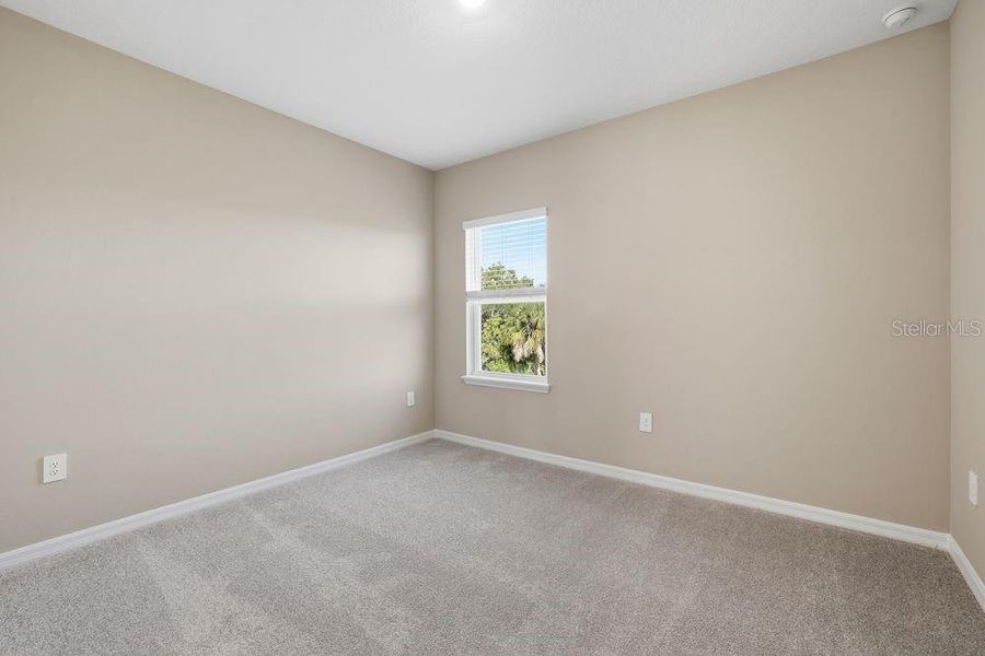 Spacious, unfurnished interior of a new home in Indigo Creek, Apollo Beach (Image 20).