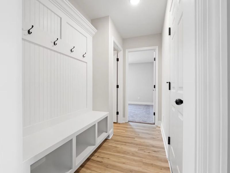 Spacious, unfurnished interior of a new home in Meadow Ridge Estates, Josephine (Image 16).