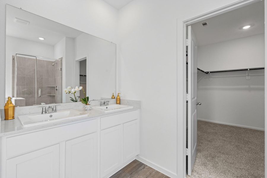 Furnished interior view inside a new home in Newport Pointe, Crosby (Image 17).