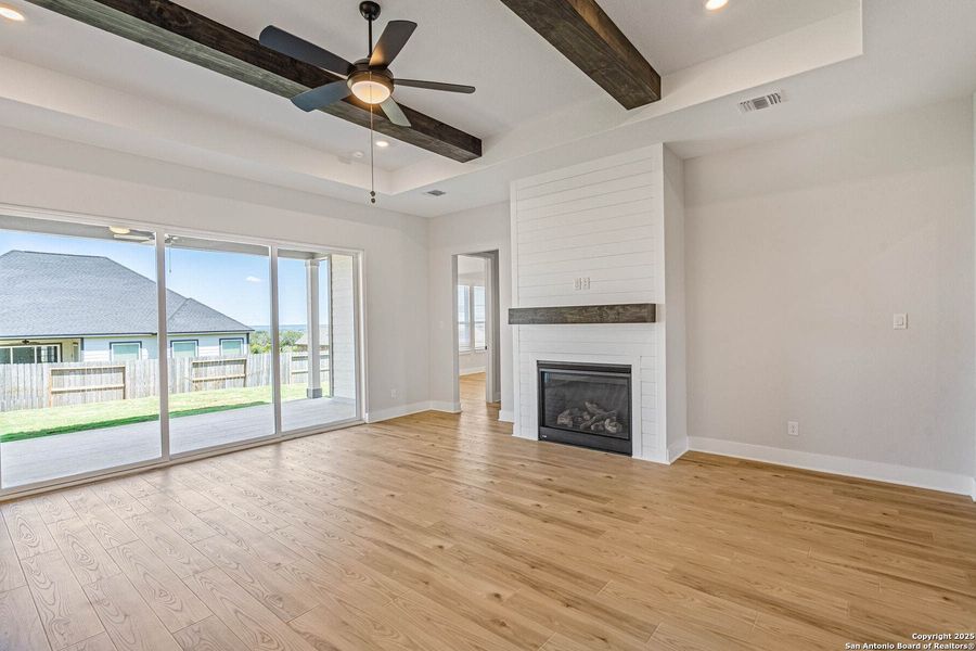 Spacious, unfurnished interior of a new home in Potranco West, Castroville (Image 16). Spacious, unfurnished interior of a new home in Potranco West, Castroville (Image 16).