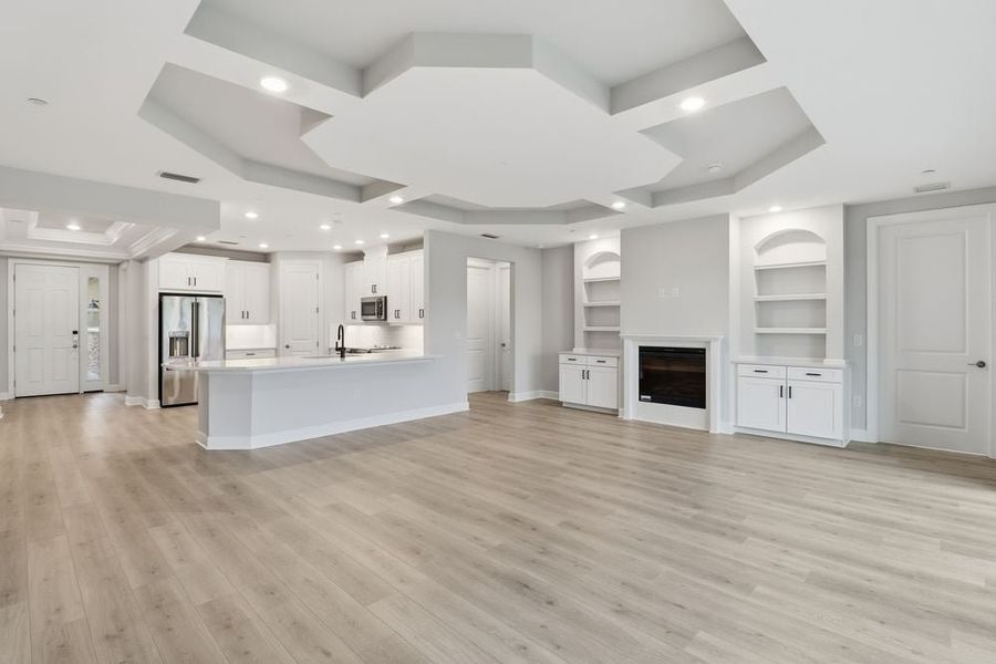 Spacious, unfurnished interior of a new home in Esplanade by the Islands Coach Homes, Naples (Image 12).