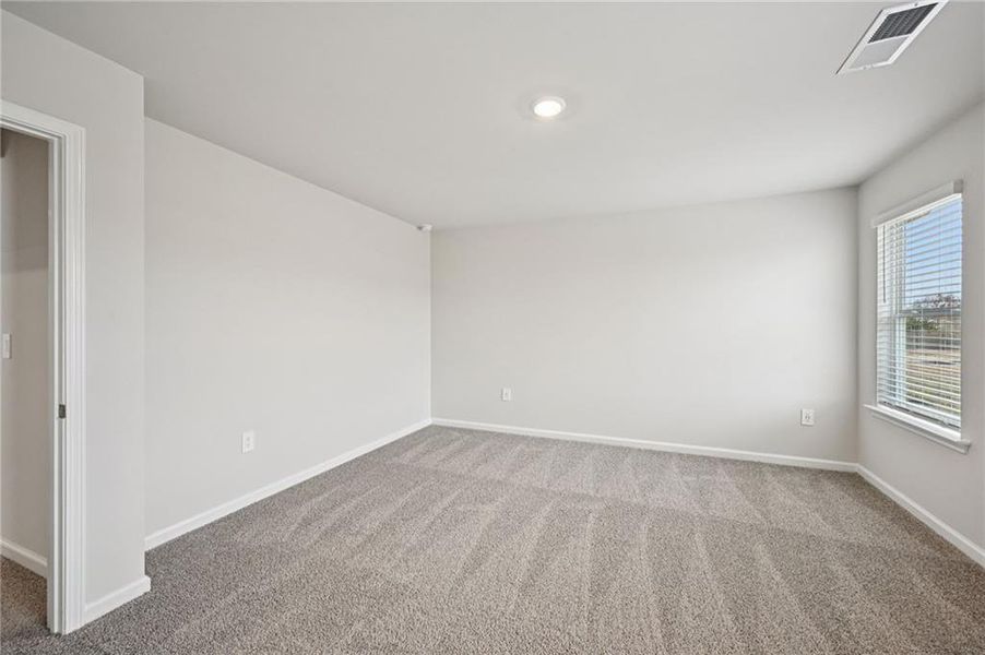 Spacious, unfurnished interior of a new home in Avalon - Reserve Series, Conyers (Image 43). Spacious, unfurnished interior of a new home in Avalon - Reserve Series, Conyers (Image 43).