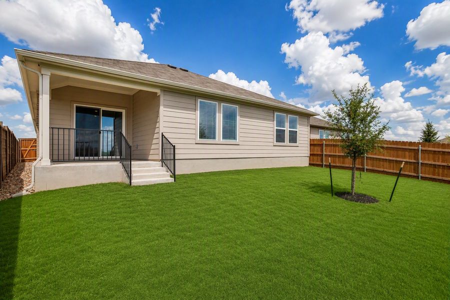 Exterior details and patio area of a home in Lisso, Pflugerville (Image 23).