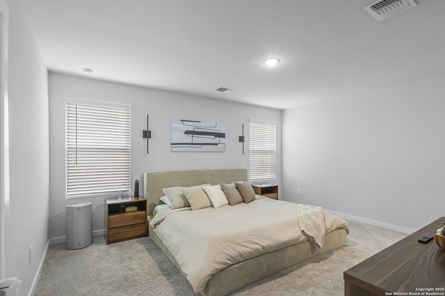 Furnished interior view inside a new home in Mesa Vista, San Antonio (Image 13).