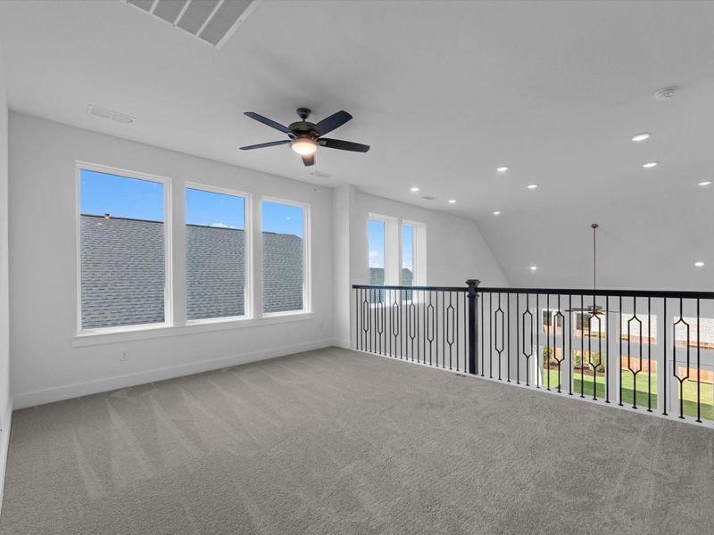 Spacious, unfurnished interior of a new home in Pecan Ridge, Fulshear (Image 20).