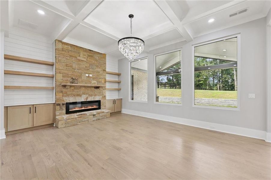 Spacious, unfurnished interior of a new home in , Lawrenceville (Image 34).