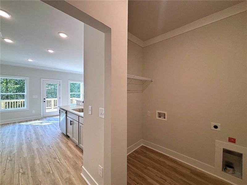 Spacious, unfurnished interior of a new home in , Gainesville (Image 23).