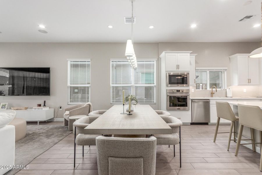 16 Sinclair 16 Sinclair