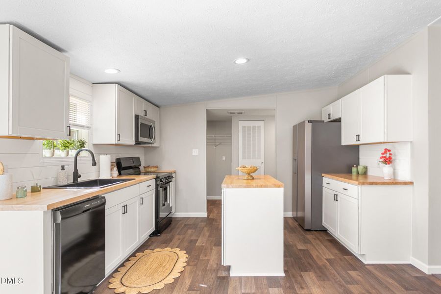 7761 Old 421 Road-11