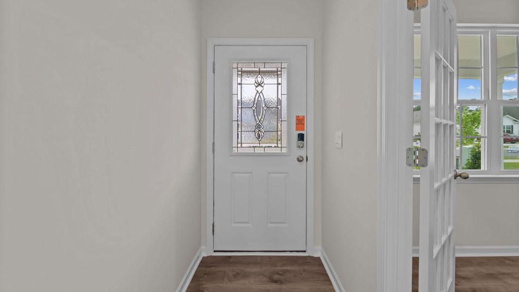 Spacious, unfurnished interior of a new home in West New Bern, New Bern (Image 9).