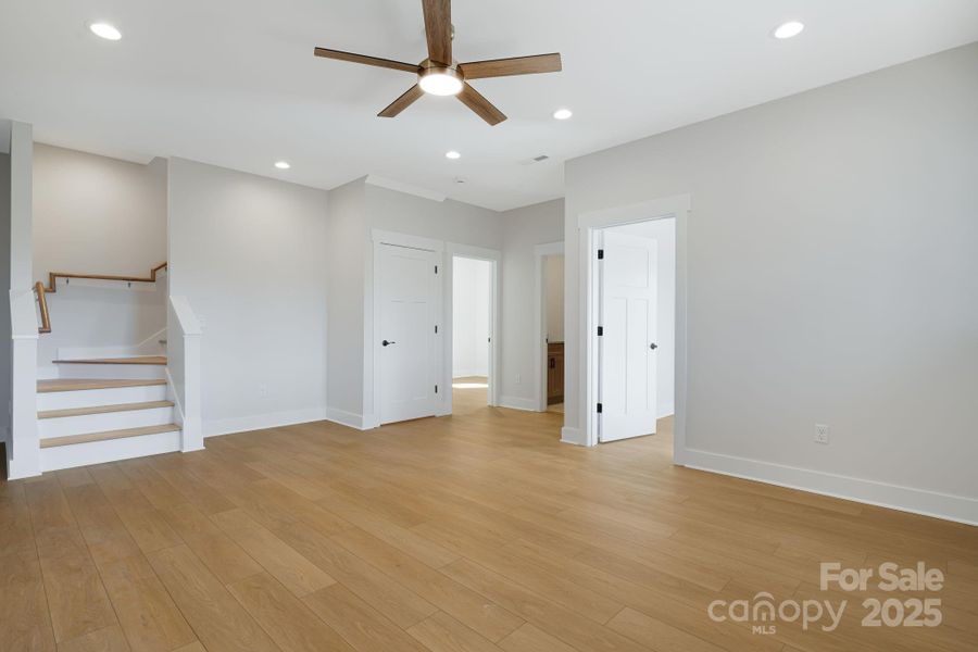 Spacious, unfurnished interior of a new home in , Weaverville (Image 19).
