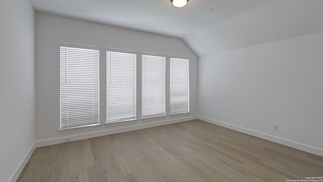 Spacious, unfurnished interior of a new home in The Dominion 70', San Antonio (Image 10). Spacious, unfurnished interior of a new home in The Dominion 70', San Antonio (Image 10).