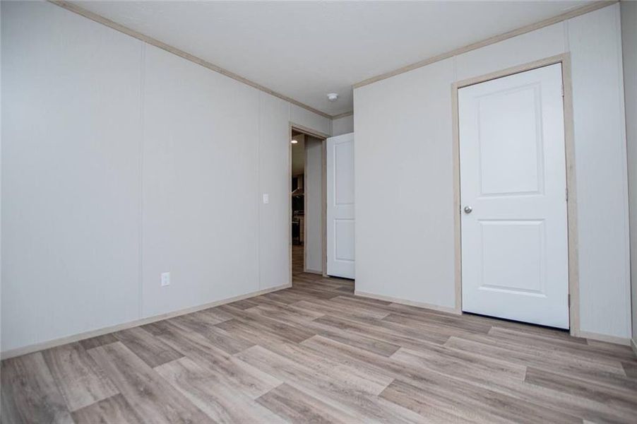 Spacious, unfurnished interior of a new home in , Waco (Image 18).
