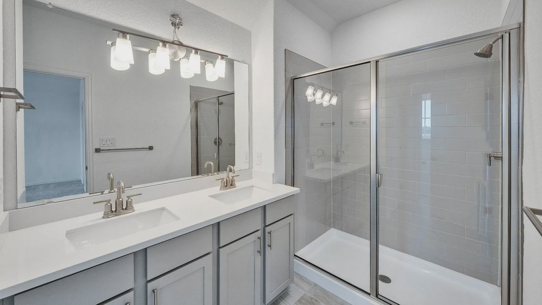 Furnished interior view inside a new home in Spring Creek, Taylor (Image 12).