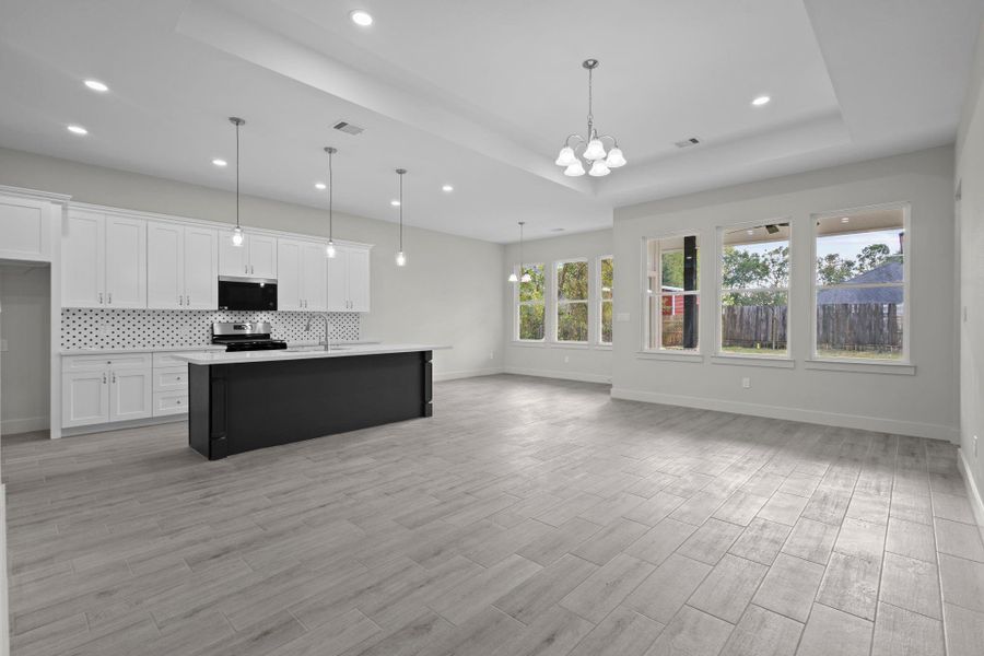 Spacious, unfurnished interior of a new home in , Nederland (Image 21).