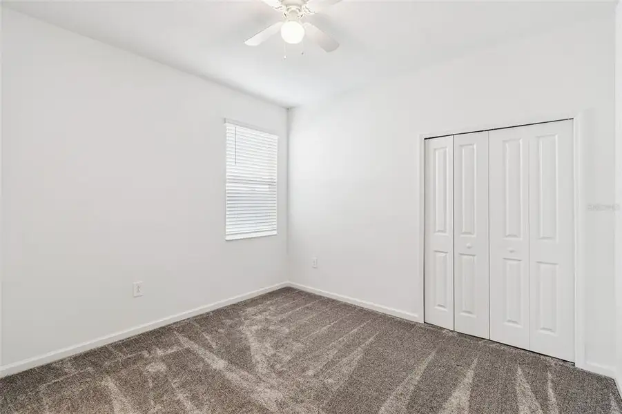 Spacious, unfurnished interior of a new home in Ranches at Lake McLeod, Eagle Lake (Image 23).