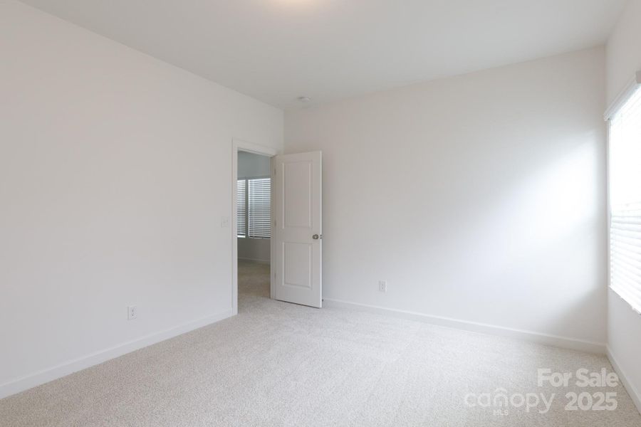 Spacious, unfurnished interior of a new home in , Charlotte (Image 27).