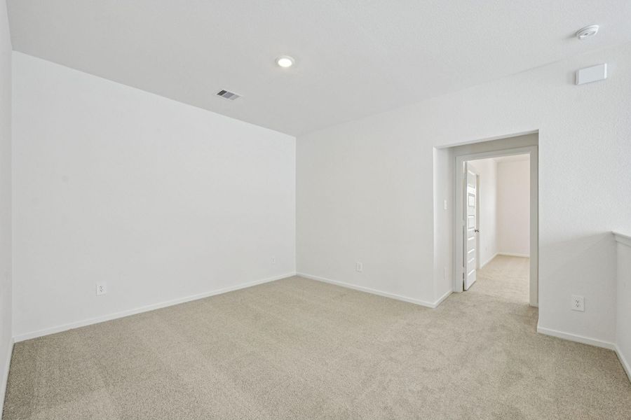 Photo is not of the actual home, but is an inspirational photo of builder’s model home and may depict options, furnishings, and/or decorator features that are not included Photo is not of the actual home, but is an inspirational photo of builder’s model home and may depict options, furnishings, and/or decorator features that are not included