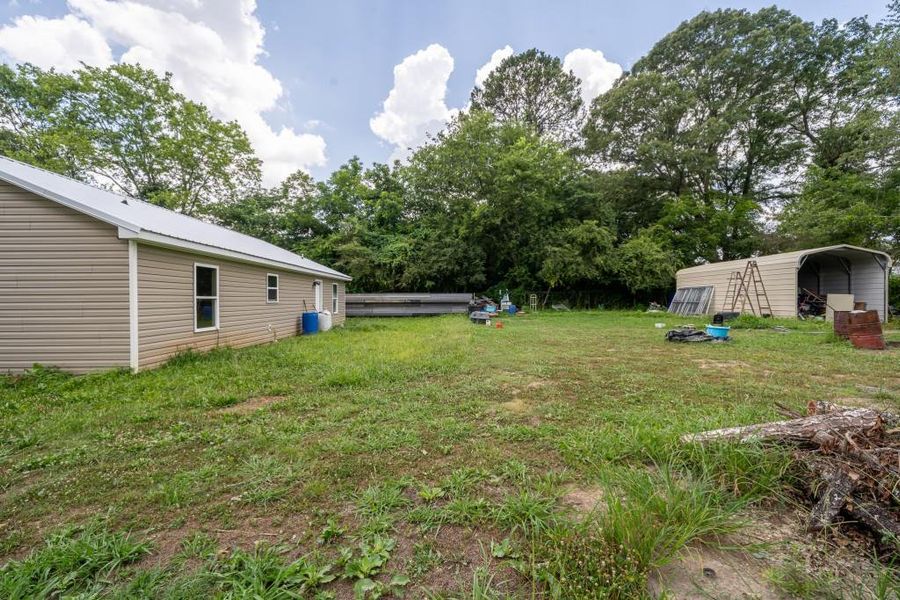 Image 28 of a home in . Image 28 of a home in .