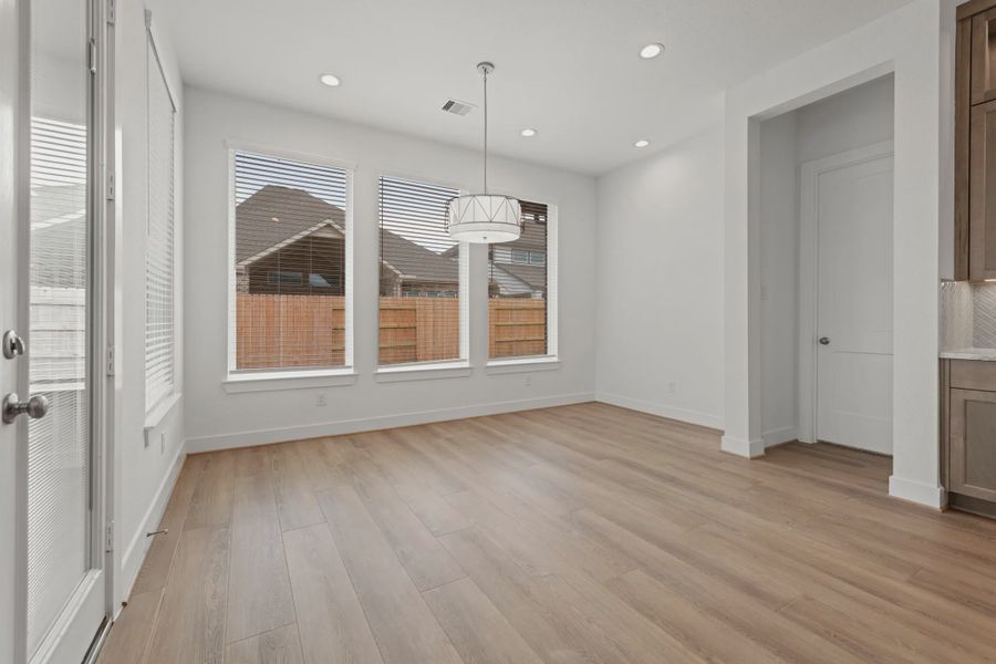 Representative unfurnished interior of a home built from the Malibu by Chesmar Homes in Meridiana 50's and 60's, Manvel (Image 10).