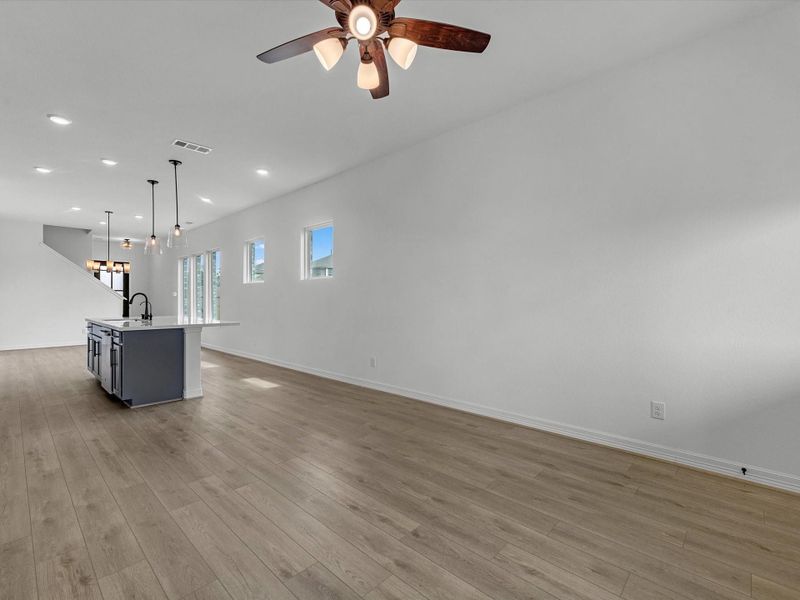 Spacious, unfurnished interior of a new home in Emory Glen, Magnolia (Image 15). Spacious, unfurnished interior of a new home in Emory Glen, Magnolia (Image 15).