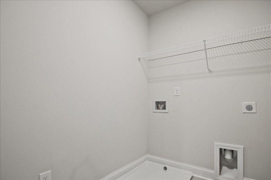 Spacious, unfurnished interior of a new home in , Gainesville (Image 33). Spacious, unfurnished interior of a new home in , Gainesville (Image 33).