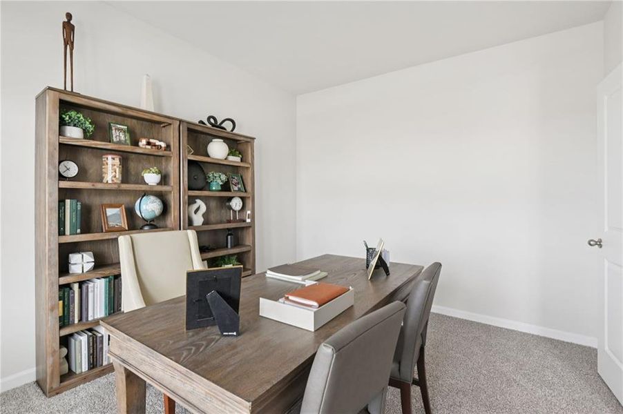 Furnished interior view inside a new home in Ivey Township, Dallas (Image 5).
