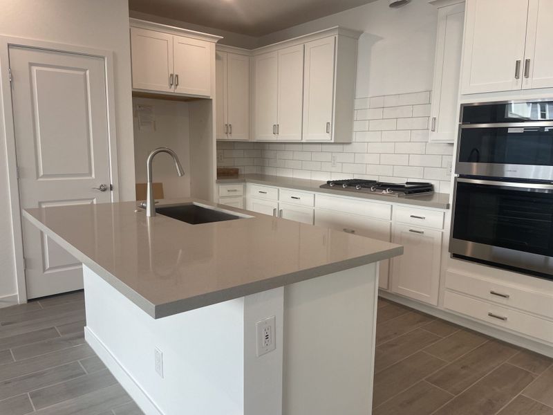 Kitchen | Wilson | Rev at Eastmark | Mesa, AZ | Landsea Homes