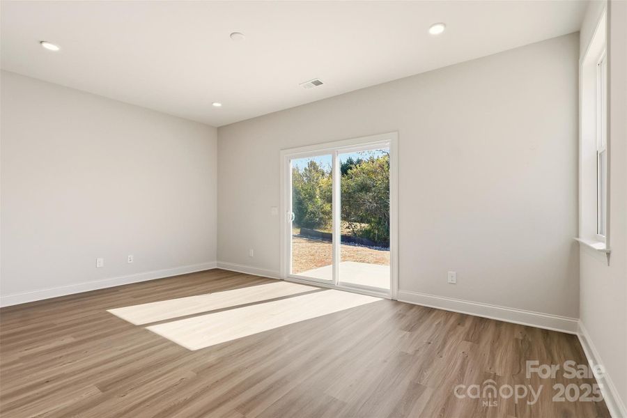 Spacious, unfurnished interior of a new home in , Granite Falls (Image 29).