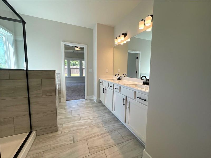 Furnished interior view inside a new home in Summerlin, Winder (Image 12).