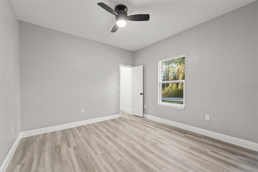 Spacious, unfurnished interior of a new home in , Williston (Image 16).