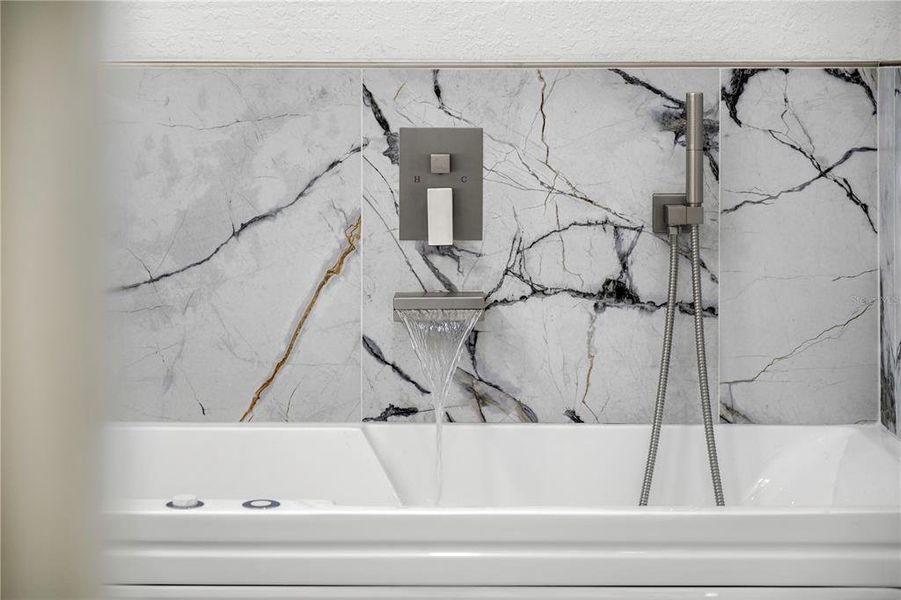 Image 43 of a home in .