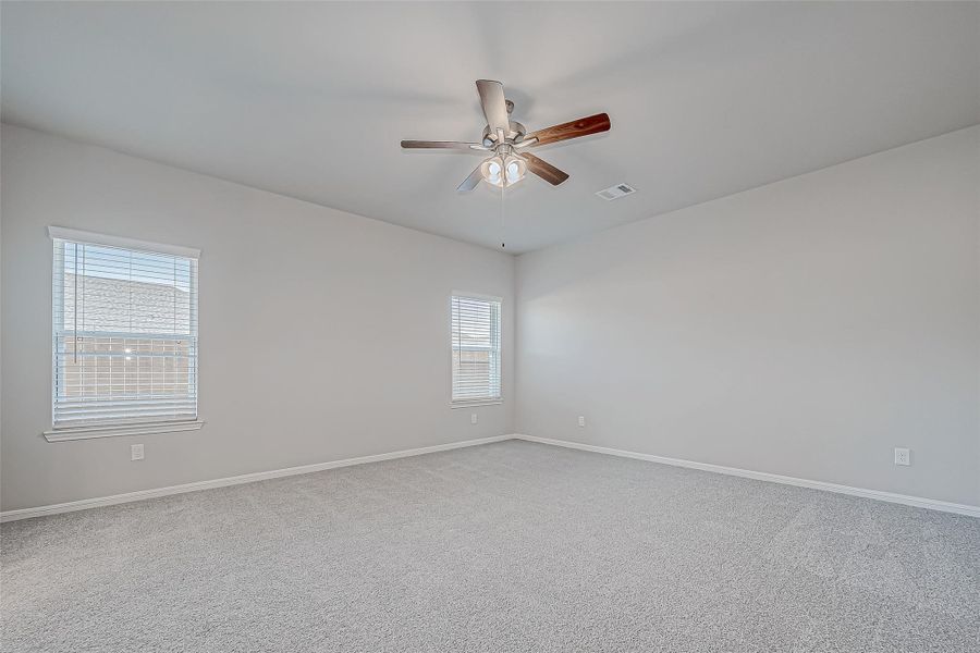 Spacious, unfurnished interior of a new home in Mill Creek Trails, Magnolia (Image 38).