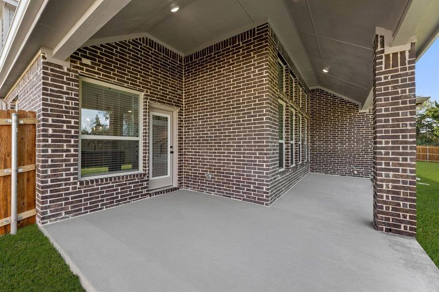 721 Hidden Lakes-Patio-1