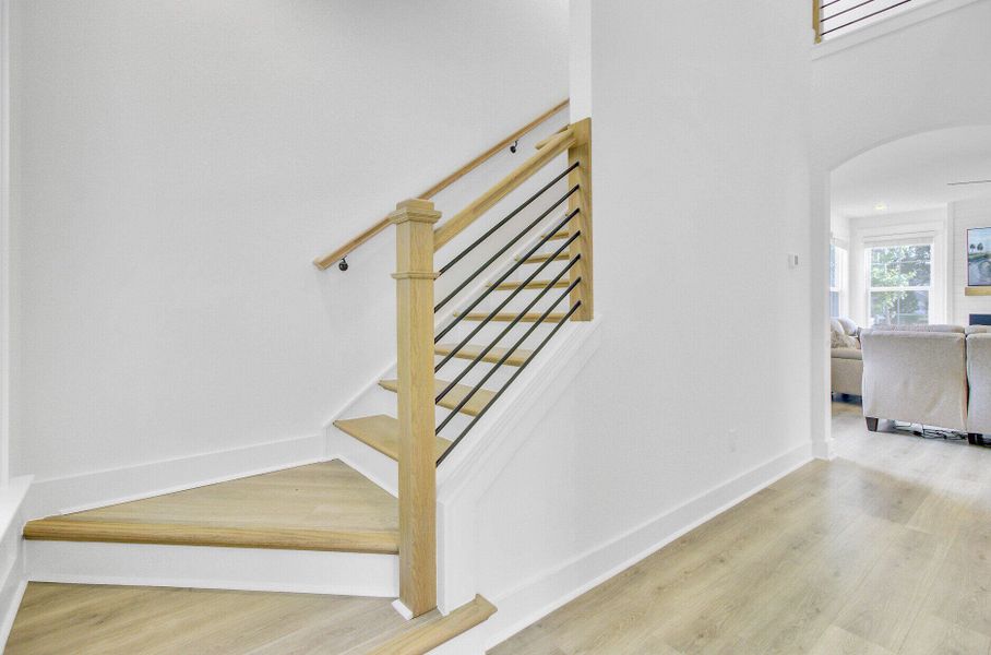 Spacious, unfurnished interior of a new home in , Summerville (Image 27).