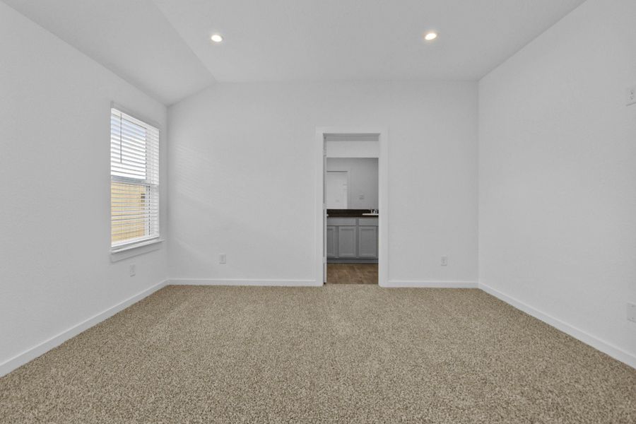 Spacious, unfurnished interior of a new home in Presswoods, Splendora (Image 22).
