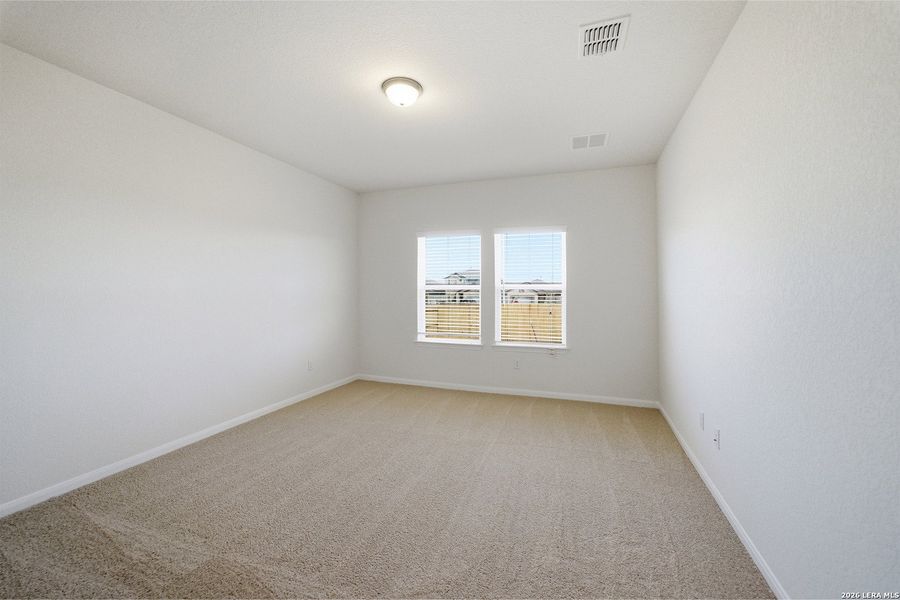 Spacious, unfurnished interior of a new home in Hickory Ridge, Elmendorf (Image 11).