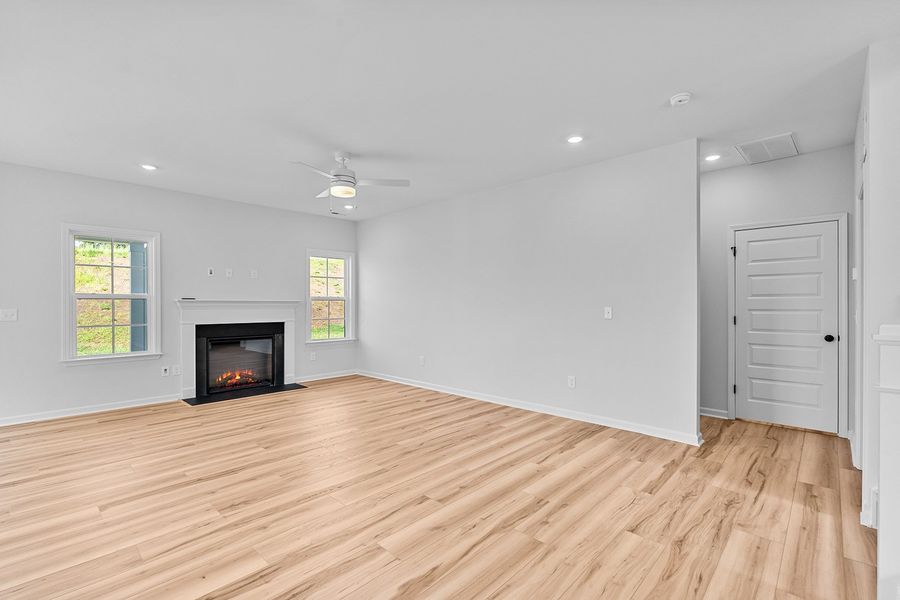 Spacious, unfurnished interior of a new home in Brooke Hill, Lewisville (Image 22). Spacious, unfurnished interior of a new home in Brooke Hill, Lewisville (Image 22).