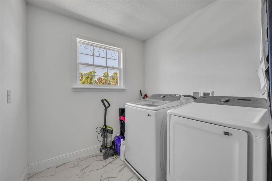 Furnished interior view inside a new home in , Leesburg (Image 13).