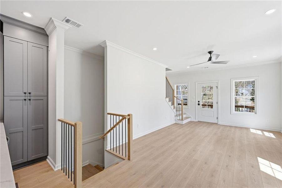 Spacious, unfurnished interior of a new home in , Gainesville (Image 12).