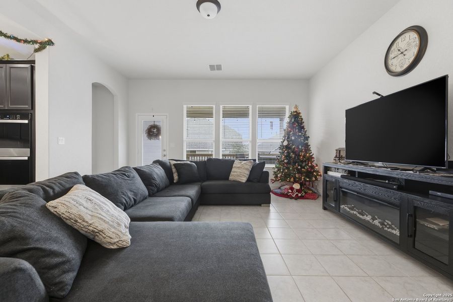 Furnished interior view inside a new home in , San Antonio (Image 19). Furnished interior view inside a new home in , San Antonio (Image 19).