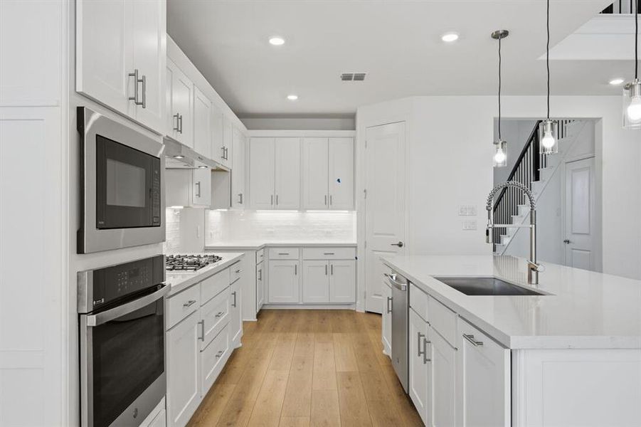 4204 Gladewater Avenue ~ Ready Now