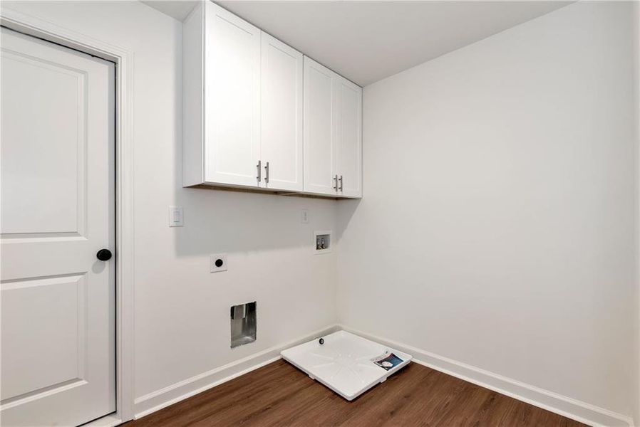 Furnished interior view inside a new home in , Commerce (Image 7).