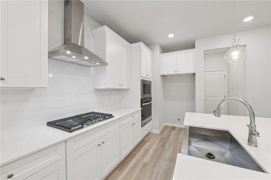 Furnished interior view inside a new home in Hamilton Lakes, Lawrenceville (Image 6). Furnished interior view inside a new home in Hamilton Lakes, Lawrenceville (Image 6).