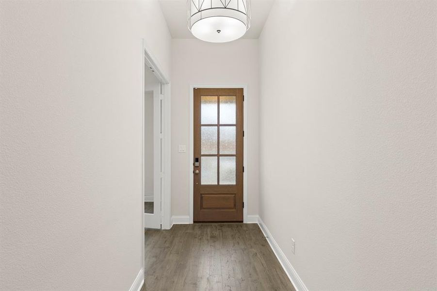 2_03. 812 Stoney Bridge - Entry 2_03. 812 Stoney Bridge - Entry